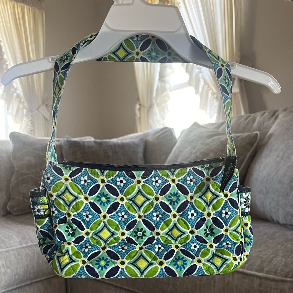Vera Bradley Shoulder purse (Daisy Daisy pattern)